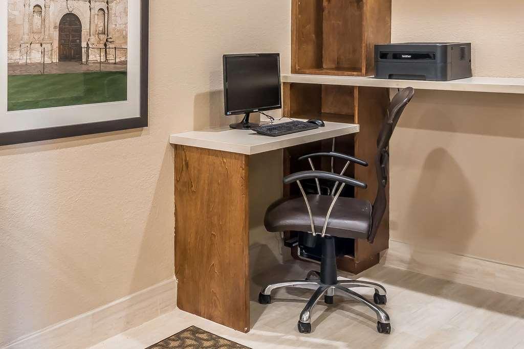 Comfort Inn I-10 East Near At&T Center San Antonio Facilities photo